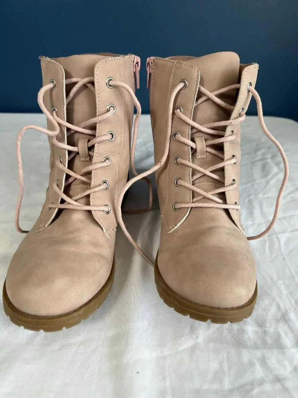 Adult/Child Place Side Zipper and Laced Up Boots Size 5- Pink
